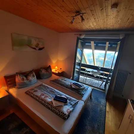 住宿加早餐酒店 Seetalerhuette 沃尔夫斯堡