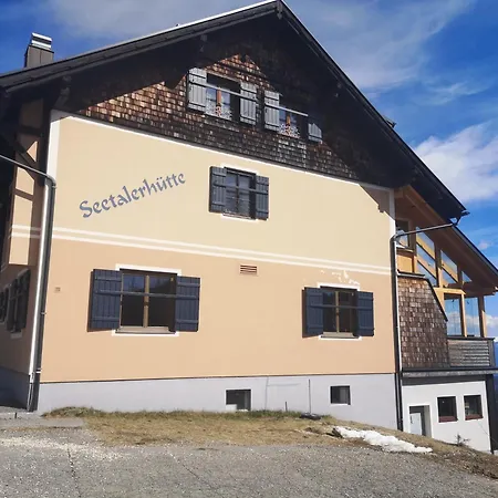 Seetalerhuette * 沃尔夫斯堡